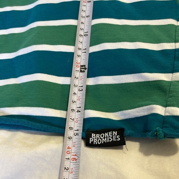 Zumiez | Broken Promises | “We Ain’t Homies”| Green/Blue |Crop Hoodie| Size M - Picture 13 of 16